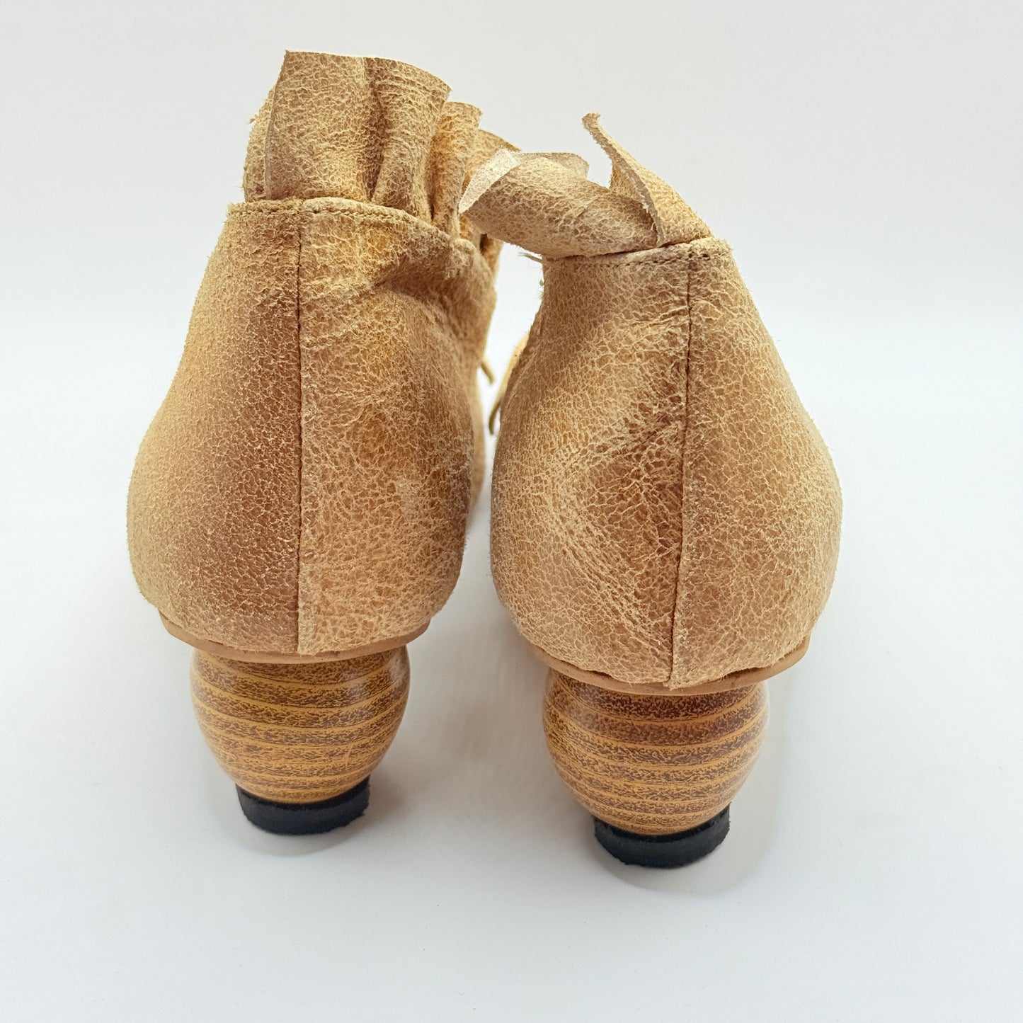 Des Sert Ruffled Leather Sculptural Heels - 24cm Sole