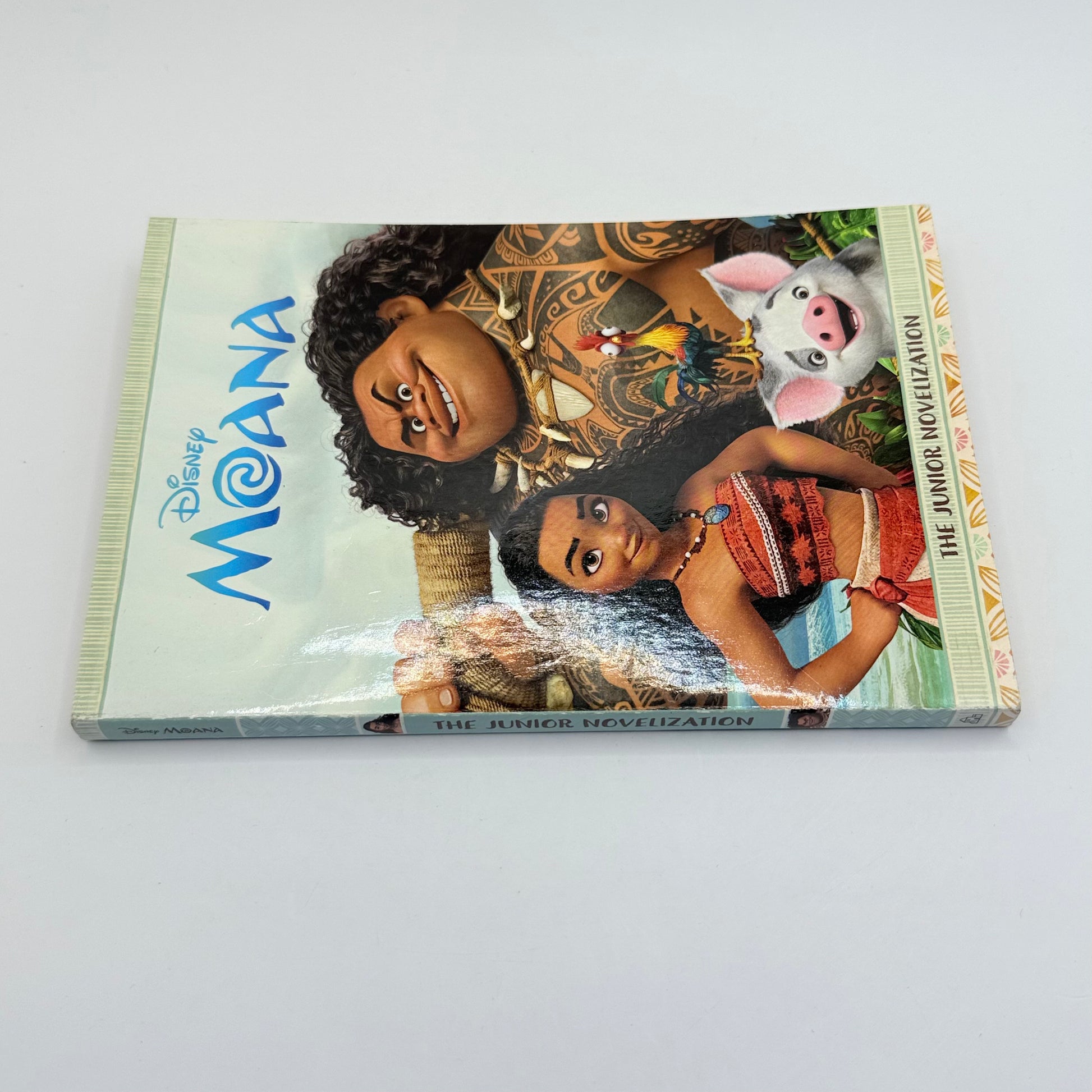 Disney moana the junior novelization by disney - print books printed media