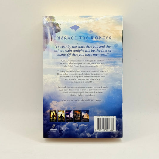 Draekora by Lynette Noni (The Medoran Chronicles, Book 3)