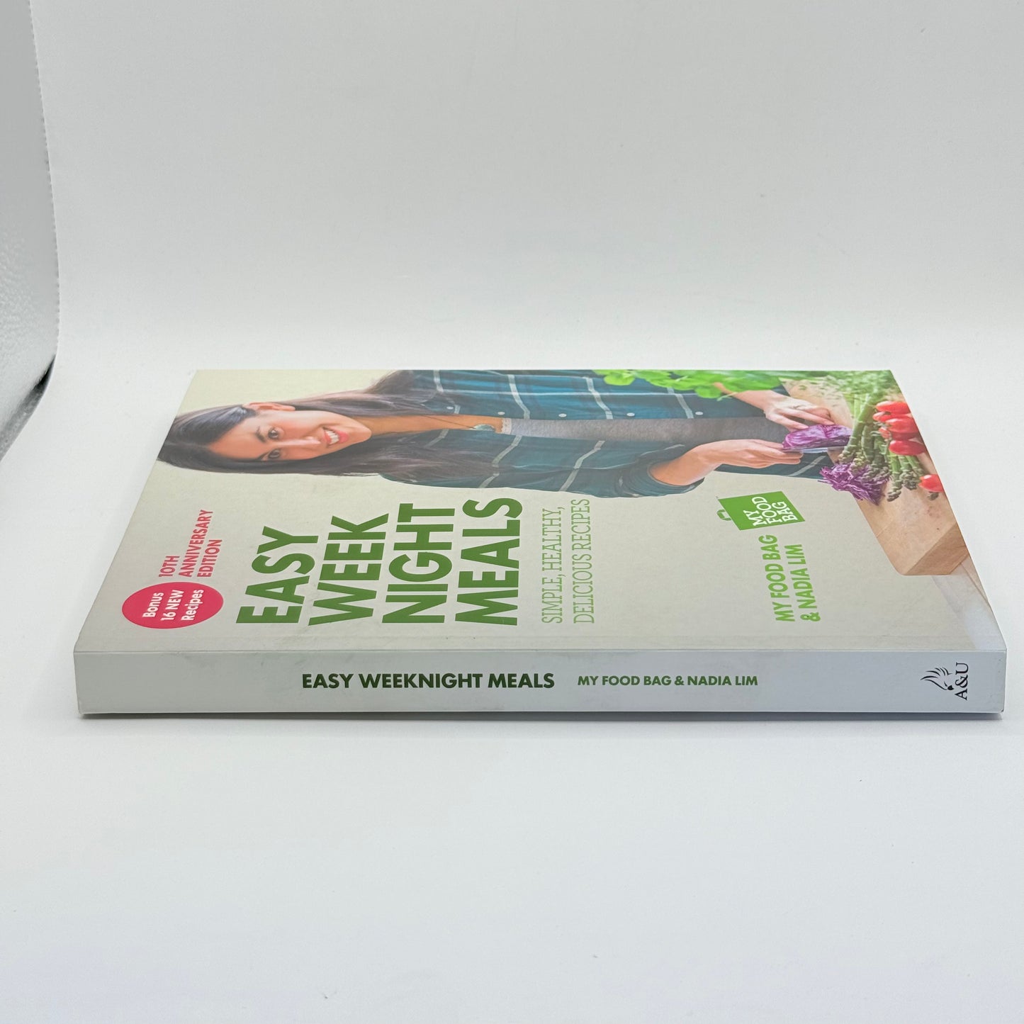 Easy Weeknight Meals 10th Anniversary Edition by Nadia Lim & My Food Bag