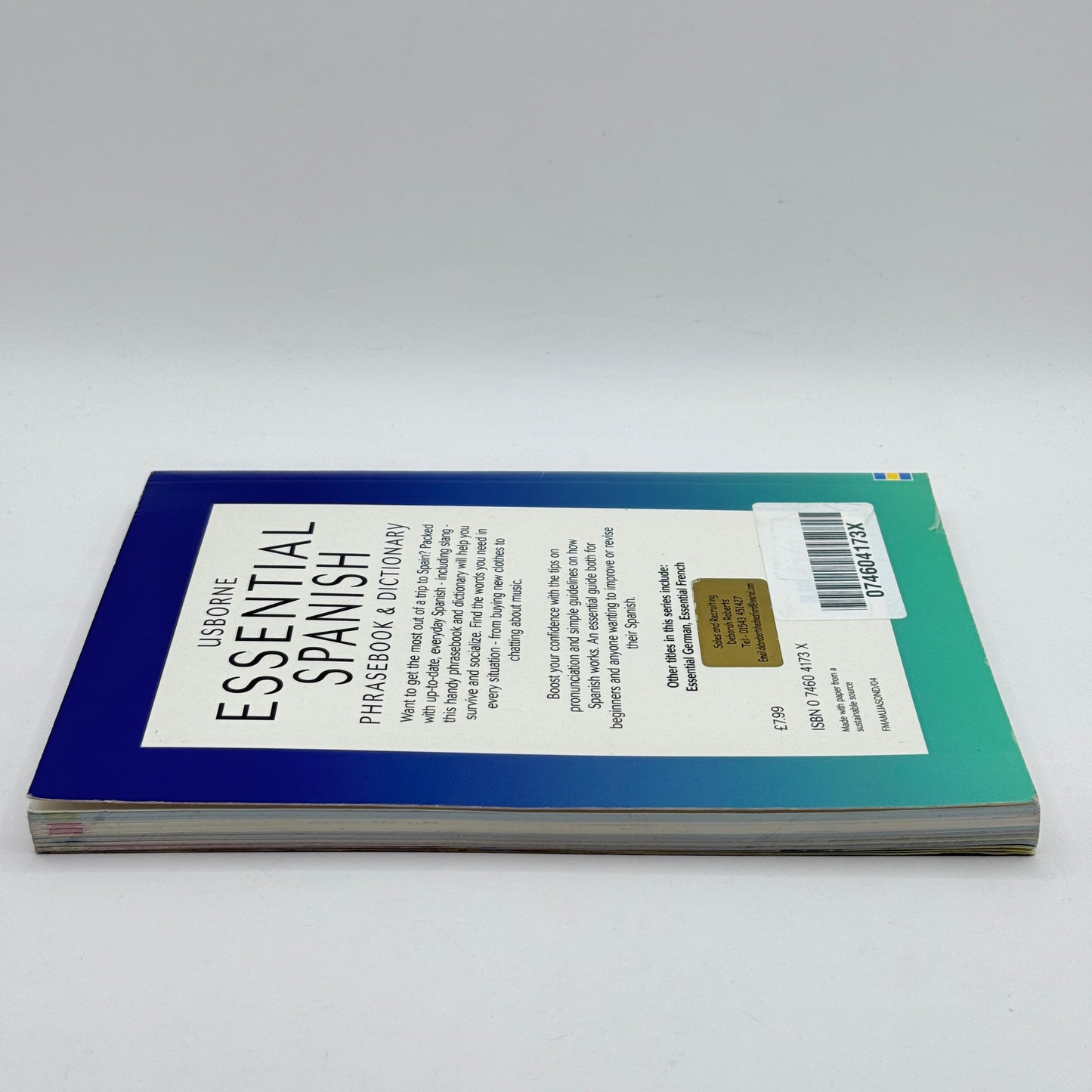 ES Essential Spanish Phrasebook & Dictionary by Usborne