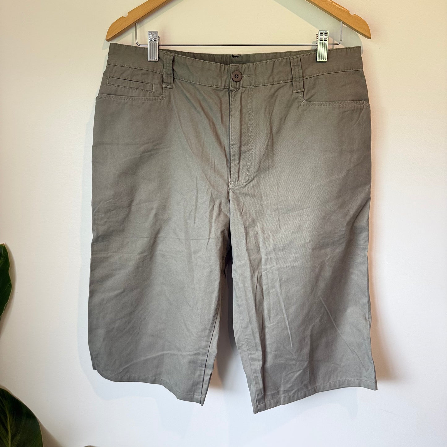 Eurostyle Men's Chino Shorts - Size 34