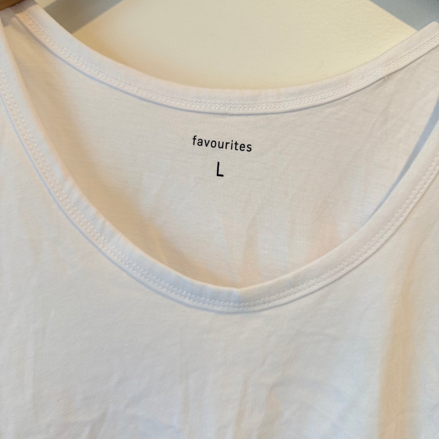 Favourites Singlet Top - White - Large