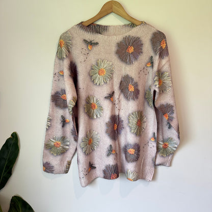 Floral Bee Sweater  3D Applique Knitwear Size M
