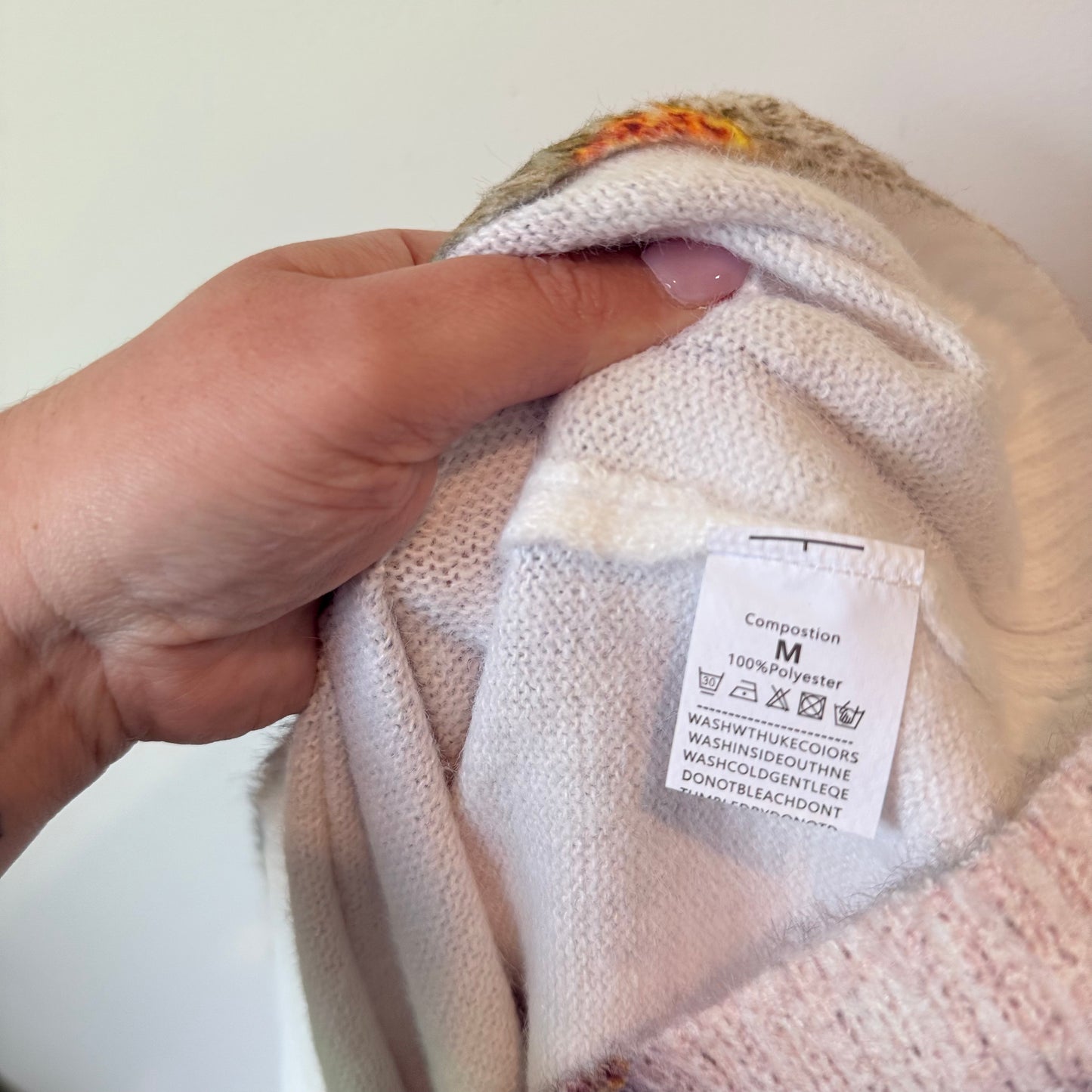 Floral Bee Sweater  3D Applique Knitwear Size M