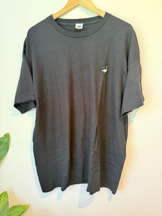 Goose & gander size xl unisex embroidered goose t-shirt - black - t-shirts tops men’s apparel