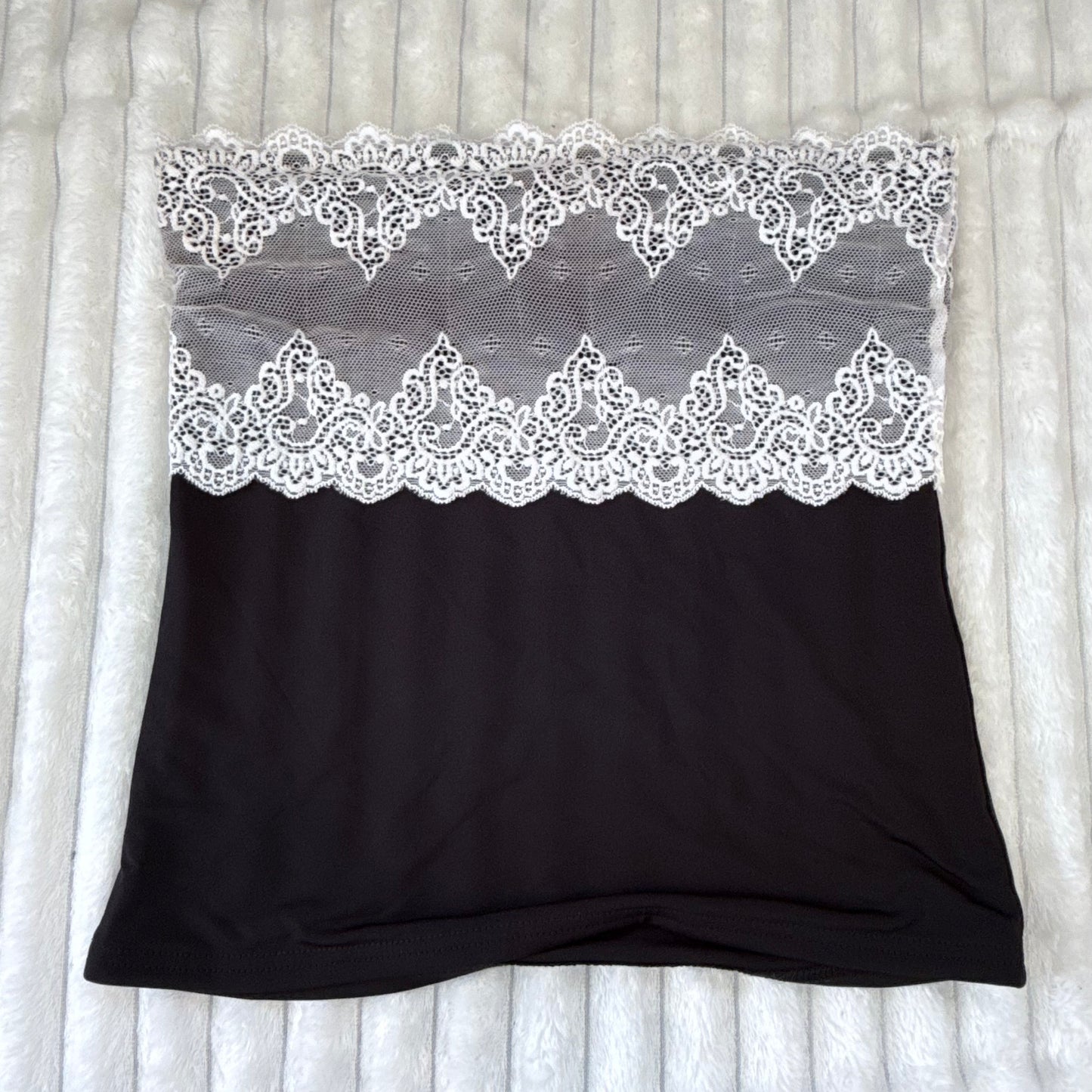 Gissons Lace Overlay Bandeau Top BlackWhite - Size M