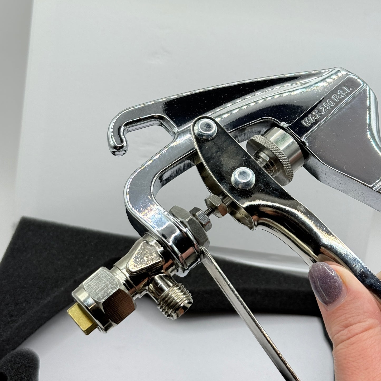 GunJet No. 23L Industrial Spray Gun (Max 250 PSI)