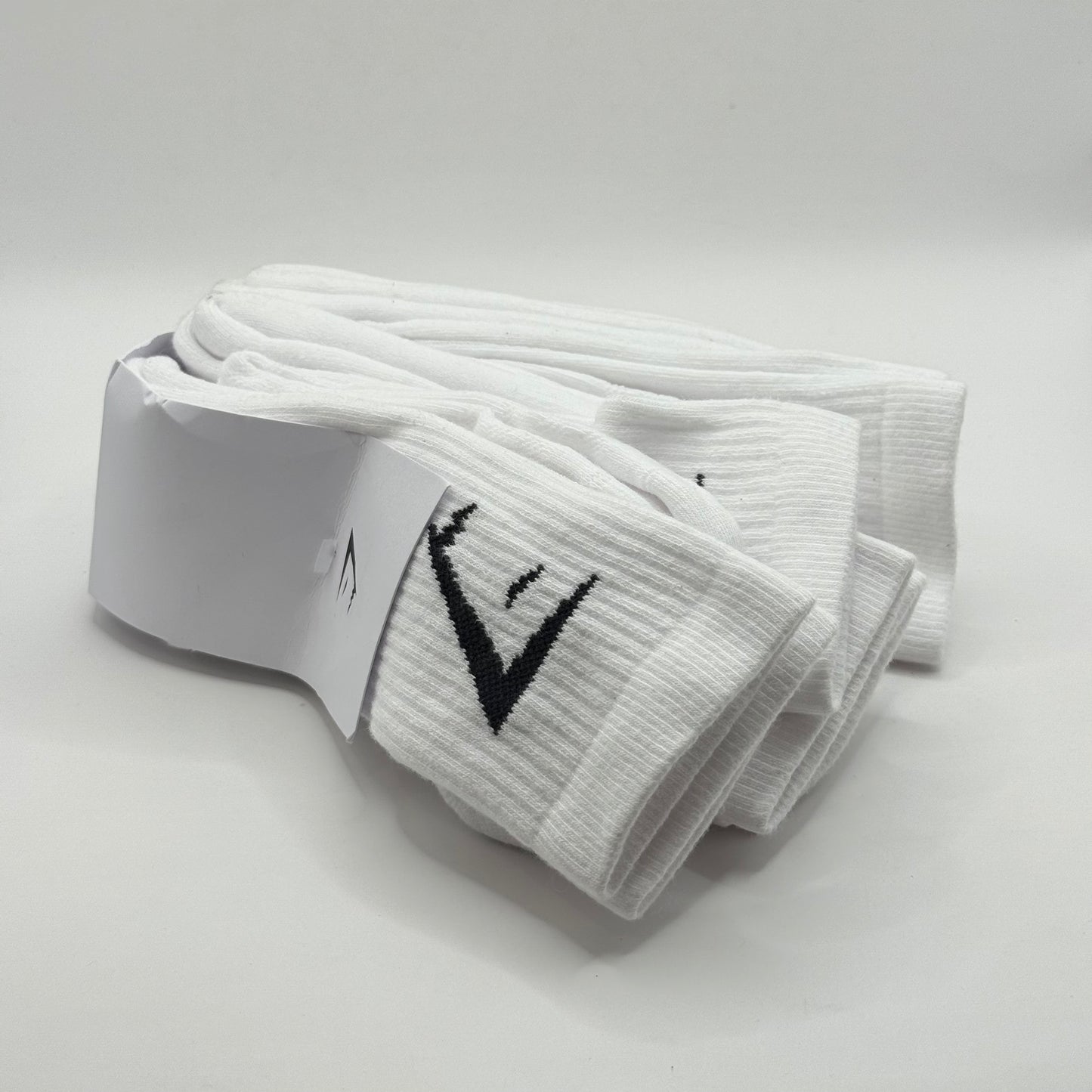 Gymshark Crew Socks White - Size Medium (UK 6-8) - Pack of 5