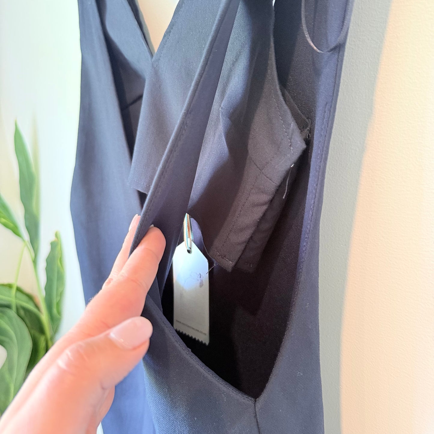 Holy Chic (Trelise Cooper) Black Cotton Pinafore Dress – Size 8