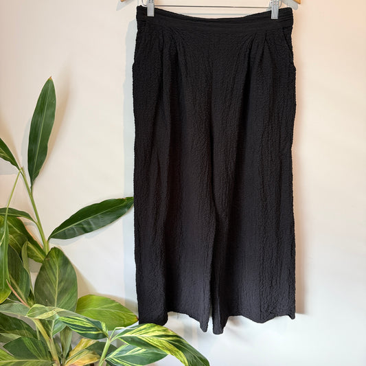 Spirit Size 12 Black Wide-Leg Textured Pants