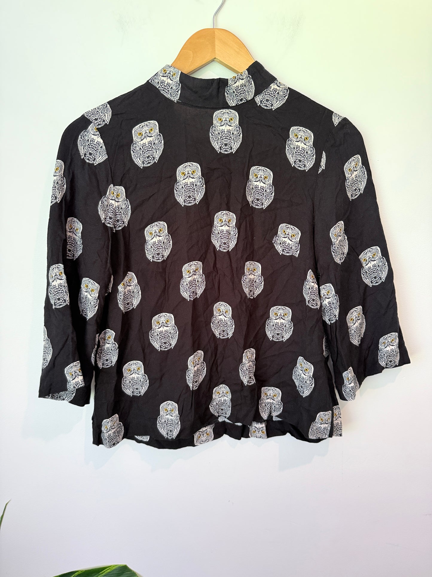 H & M Size 8 | U/Arm to U/Arm 46cm Owl Print Shirt