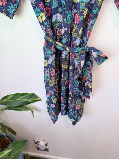 French Connection Size 8 100% Silk Floral Midi Dress