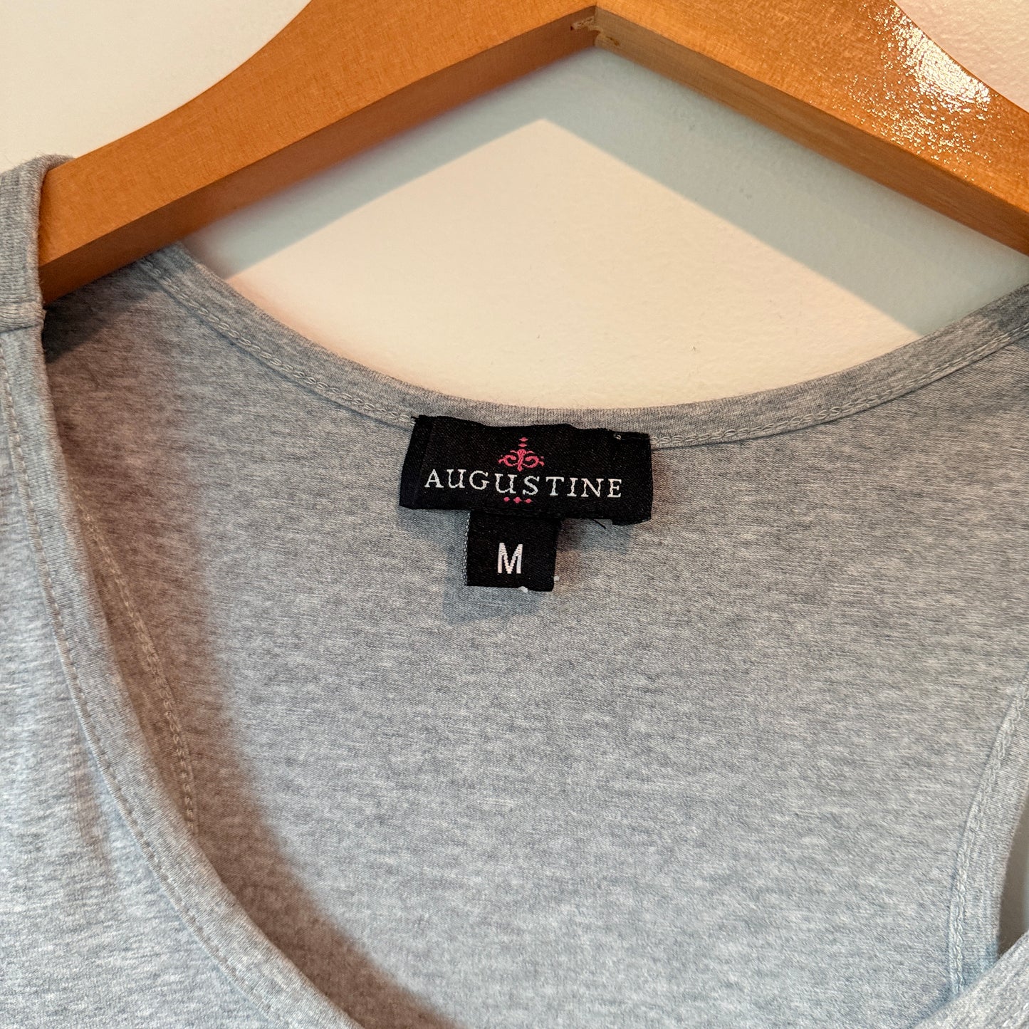 Augustine Size M Sleeveless Gray Tank Top