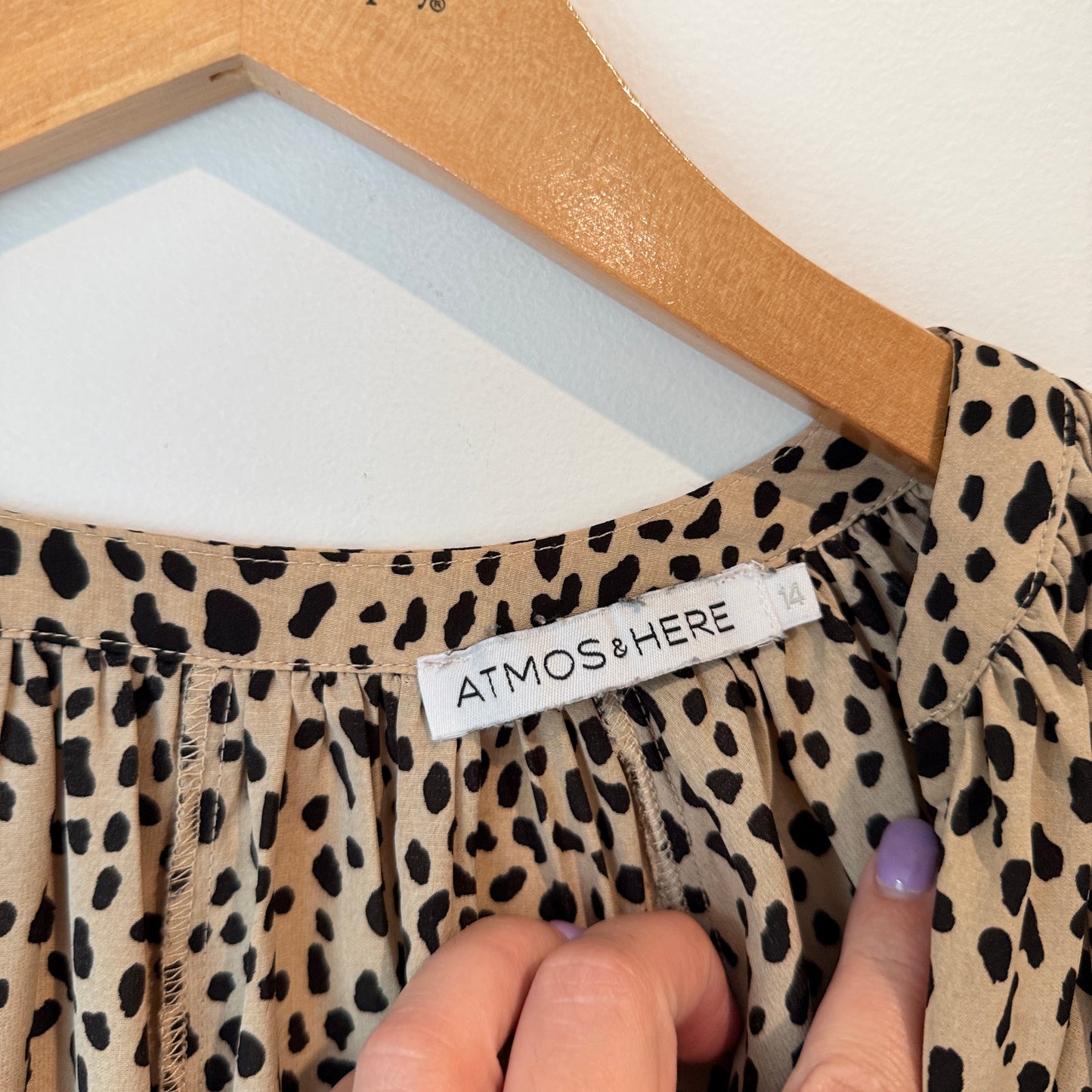 Atmos & Here Size 14 Puff Sleeve Button-Front Peasant Blouse