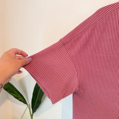 Brand Unknown Size L V-Neck Short-Sleeve Top