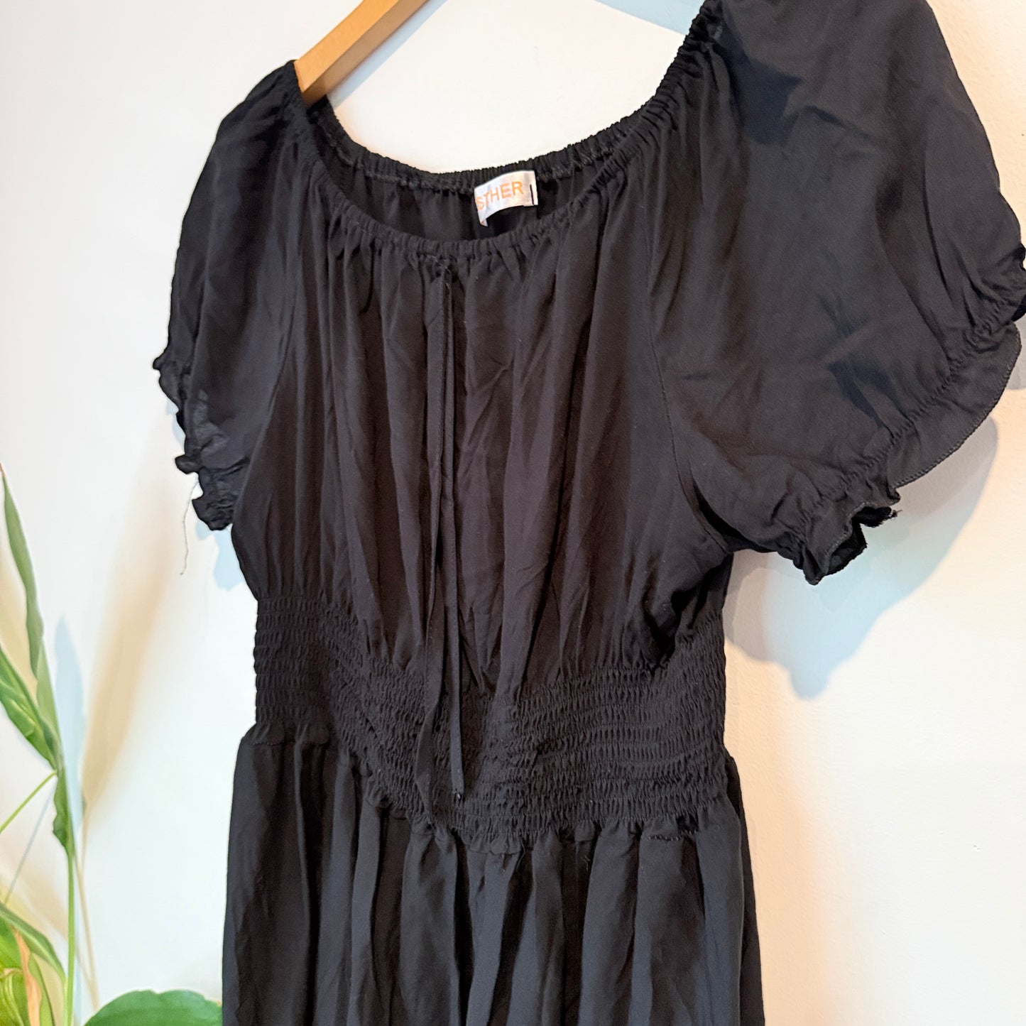 Esther Size U/Arm to U/Arm 40cm Puff-Sleeve Midi Dress