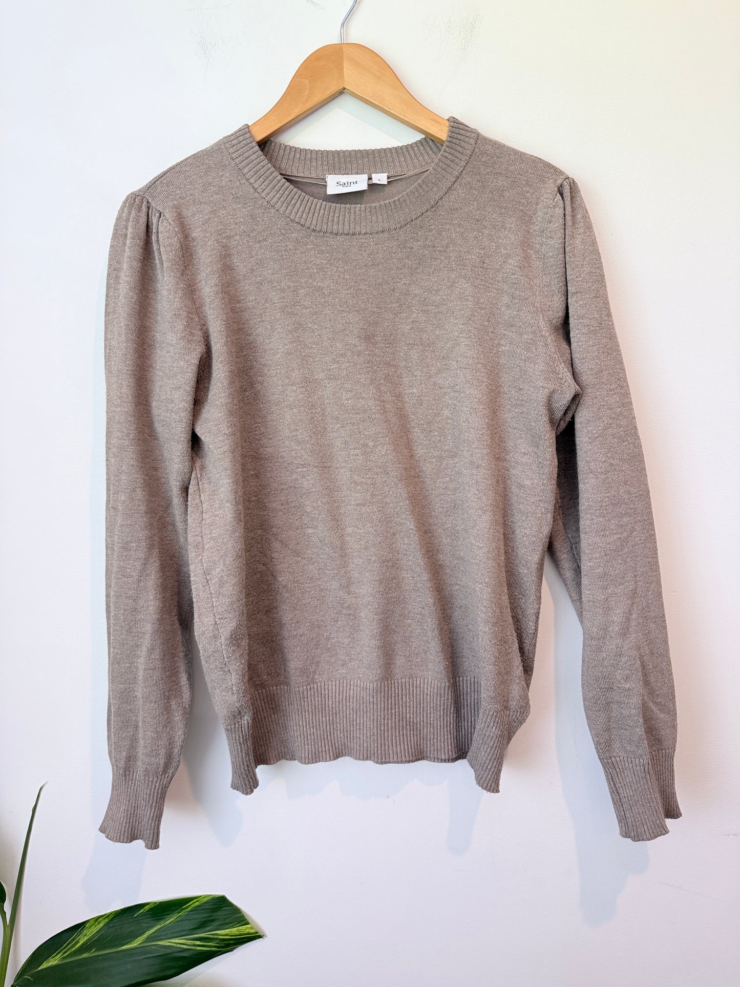 Saint Tropez Size L U/Arm to U/Arm 50cm Crewneck Sweater