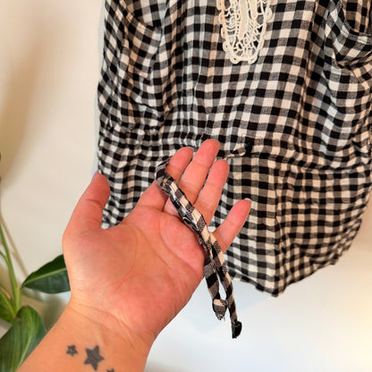 La Loft Size M Gingham Sleeveless Top