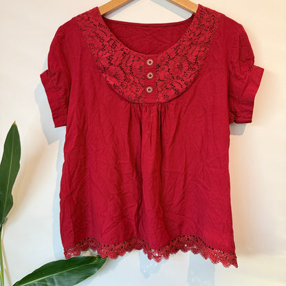 Red Short-Sleeved Blouse Size U/Arm to U/Arm 50cm
