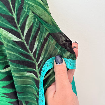 Brand Unknown U/Arm to U/Arm 52cm Leaf Print Dress