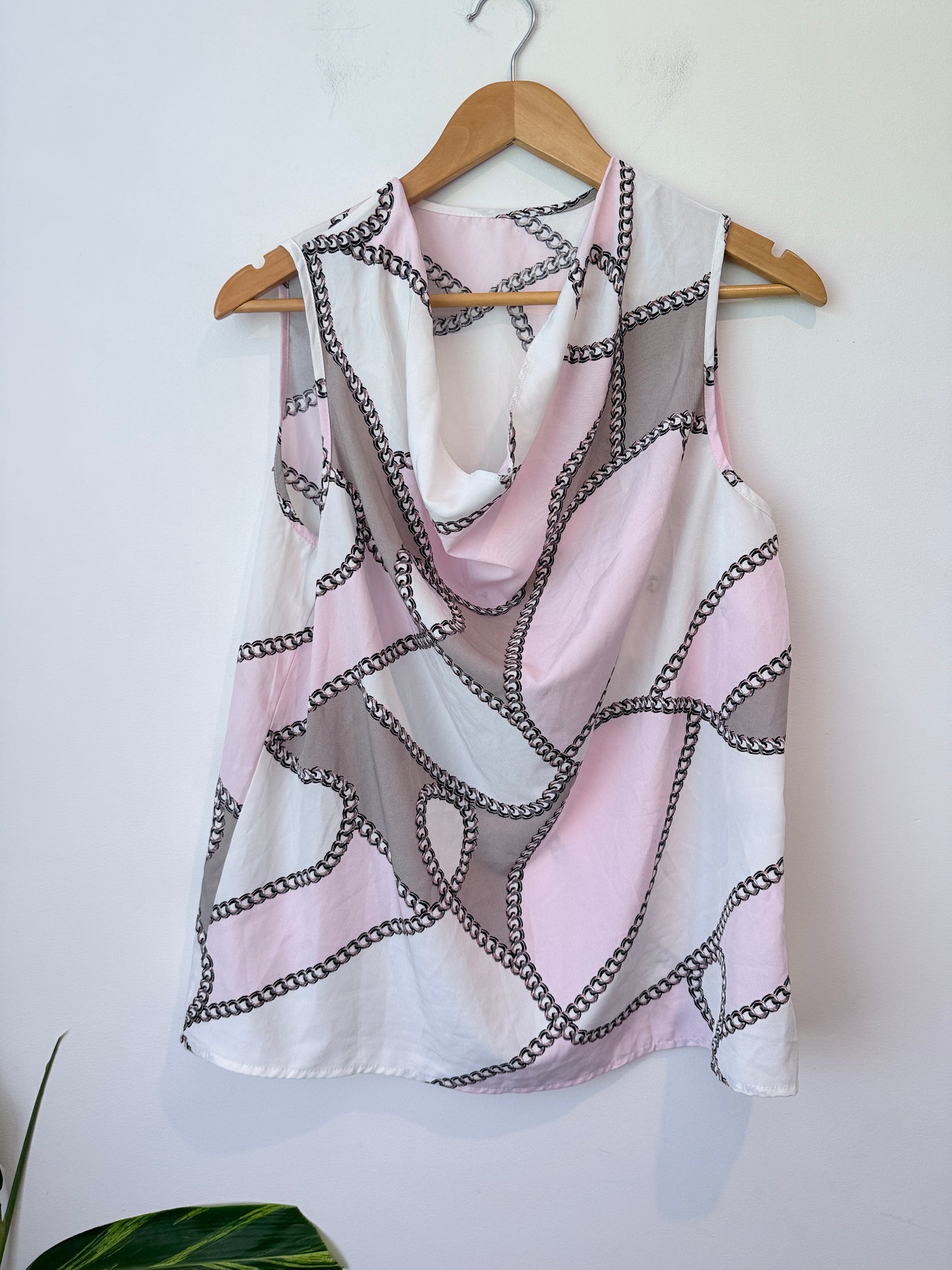 Brand Unknown Size L Cowl Neck Sleeveless Top