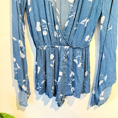 Minkpink Size XS Blue Floral Long-Sleeve Wrap Romper