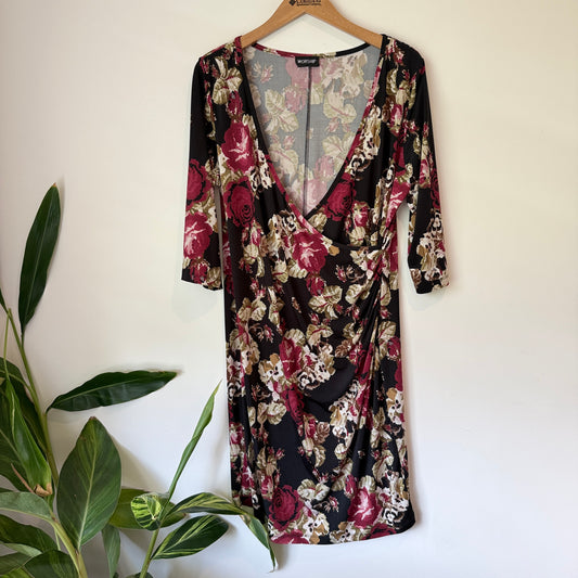 Worship Size U/Arm to U/Arm 52cm Floral Print Sheath Dress