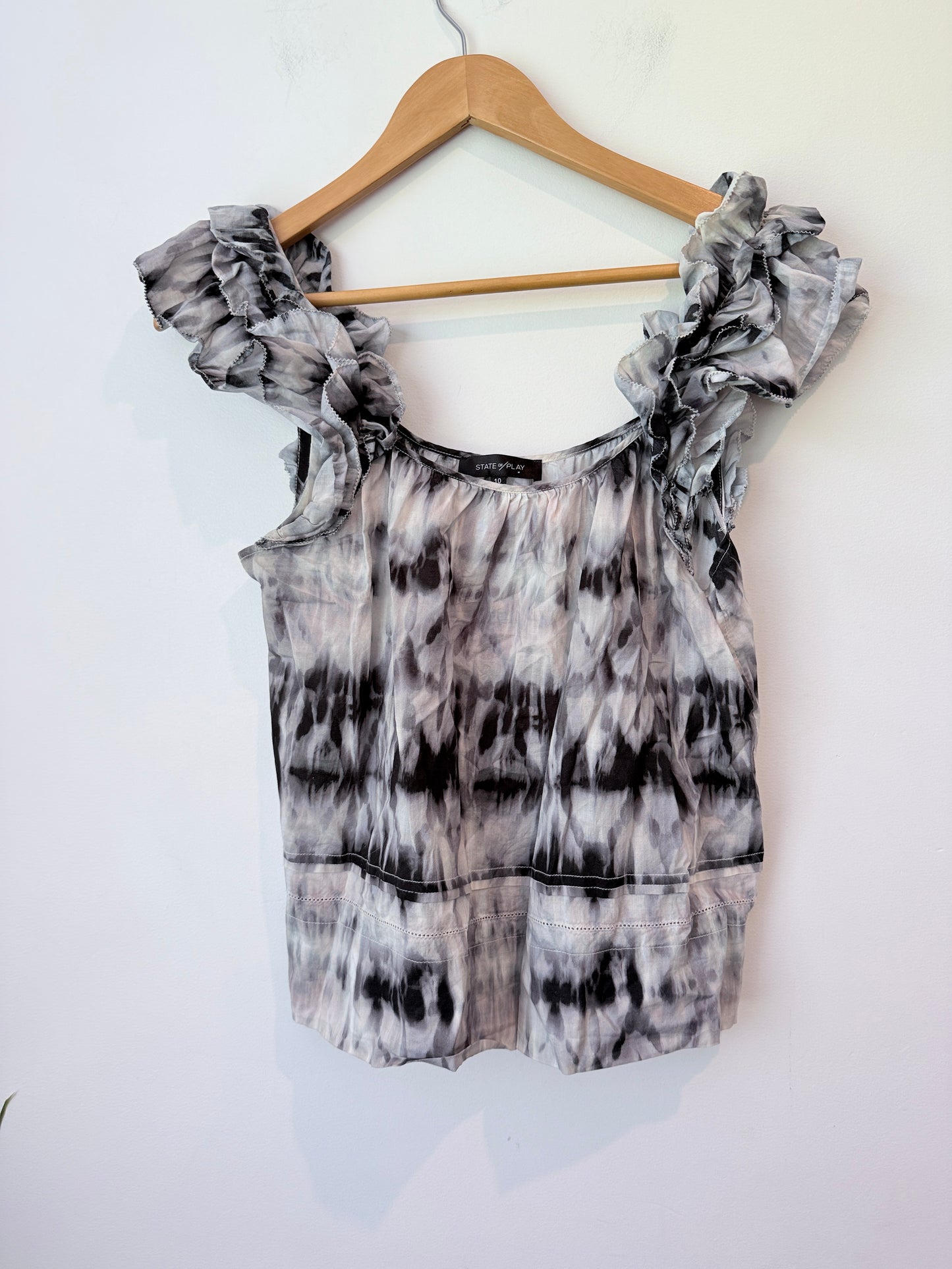 State of Play Size 10 Tie-Dye Patterned Top
