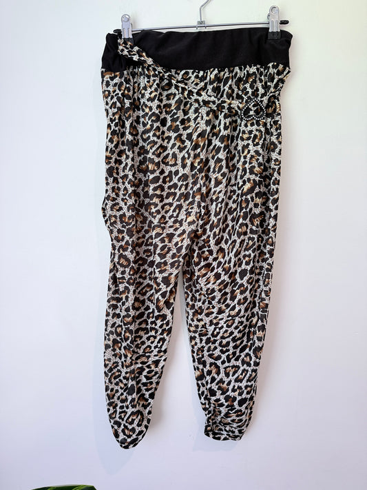 Brand Unknown Waist 66cm Leopard Print Harem Pants