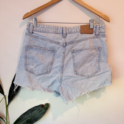 Cotton On High Rise Mom Denim Shorts Light Blue – Size 14