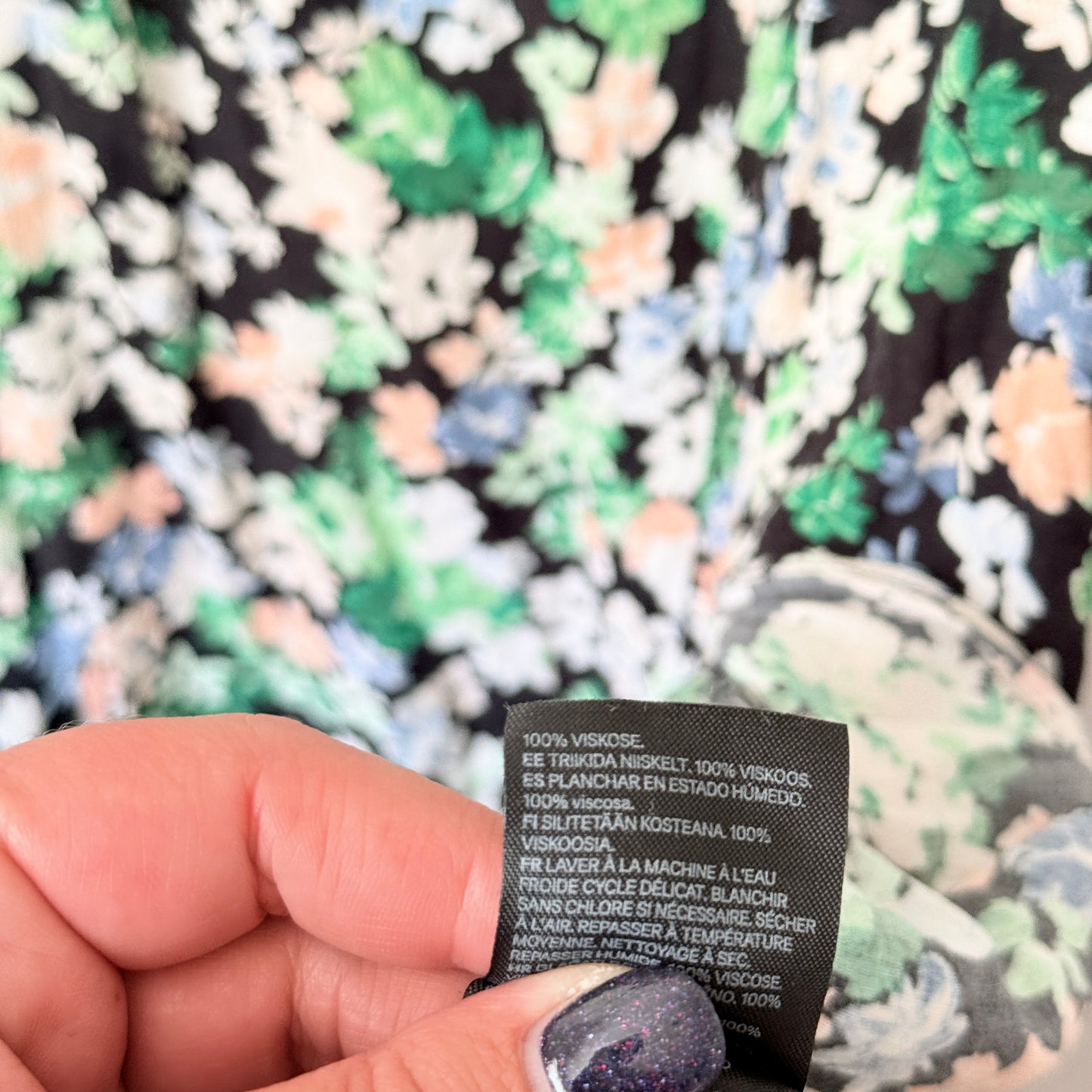 H & M Size 10 Floral Print Midi Dress (needs repair)