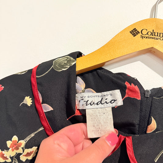 My Boyfriend's Studio Size 7 (47cm U/Arm) long-sleeved floral mini dress