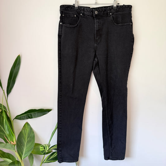 H & H Size 112 Straight Jeans
