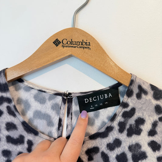 Decjuba Leopard Print Long Sleeve Dress – 8