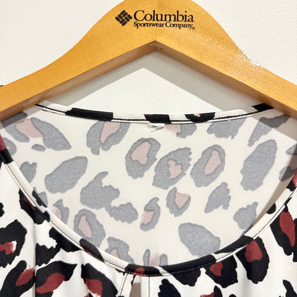 Size U/Arm 54cm Leopard Print Short-Sleeve Blouse