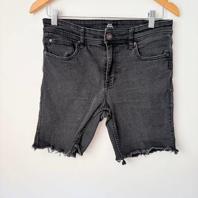 Just Jeans Size W 30 L 32 Distressed Cut Off Denim Shorts
