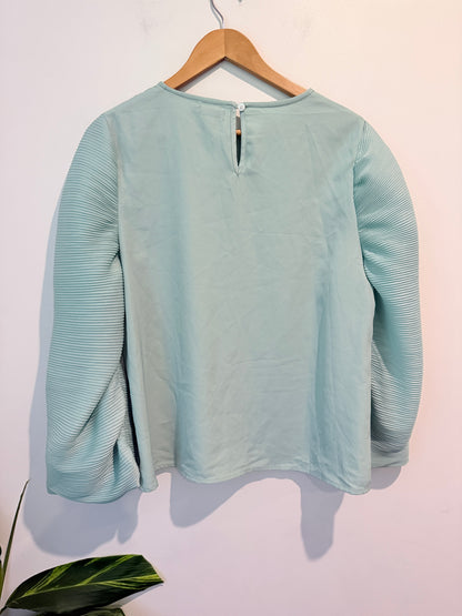 Creme Size XL Textured Long Sleeve Top