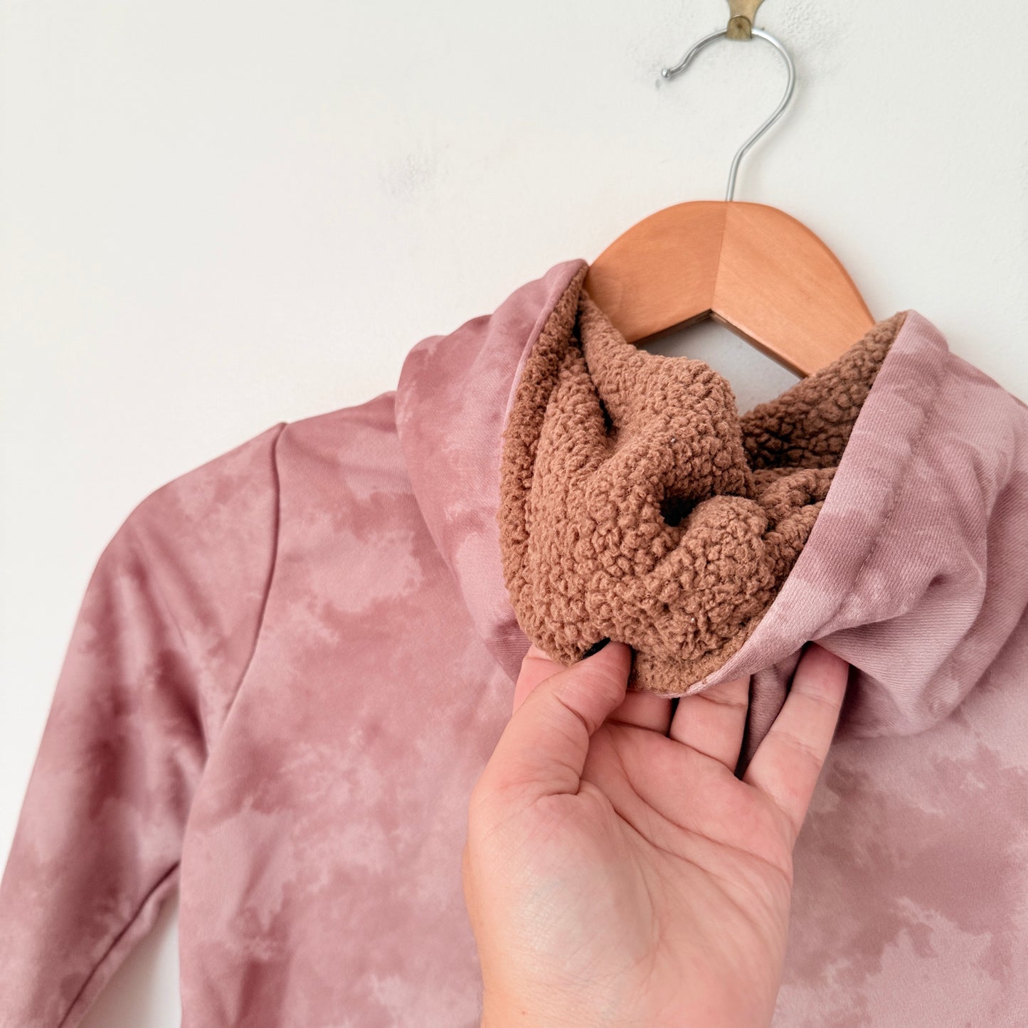 Shein Size 5Y Mauve Tie-Dye Long Sleeve Pullover Hoodie