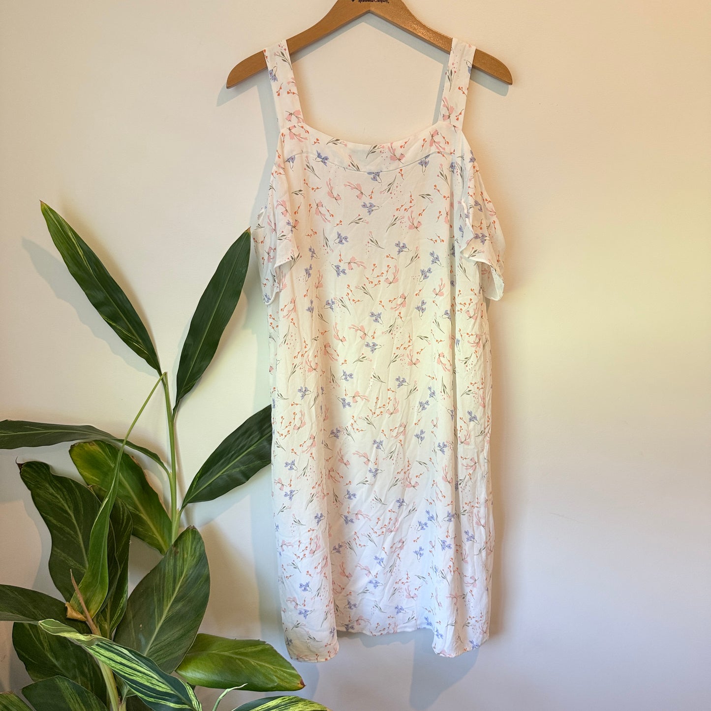 Max Floral Cold Shoulder Dress White - Size 12