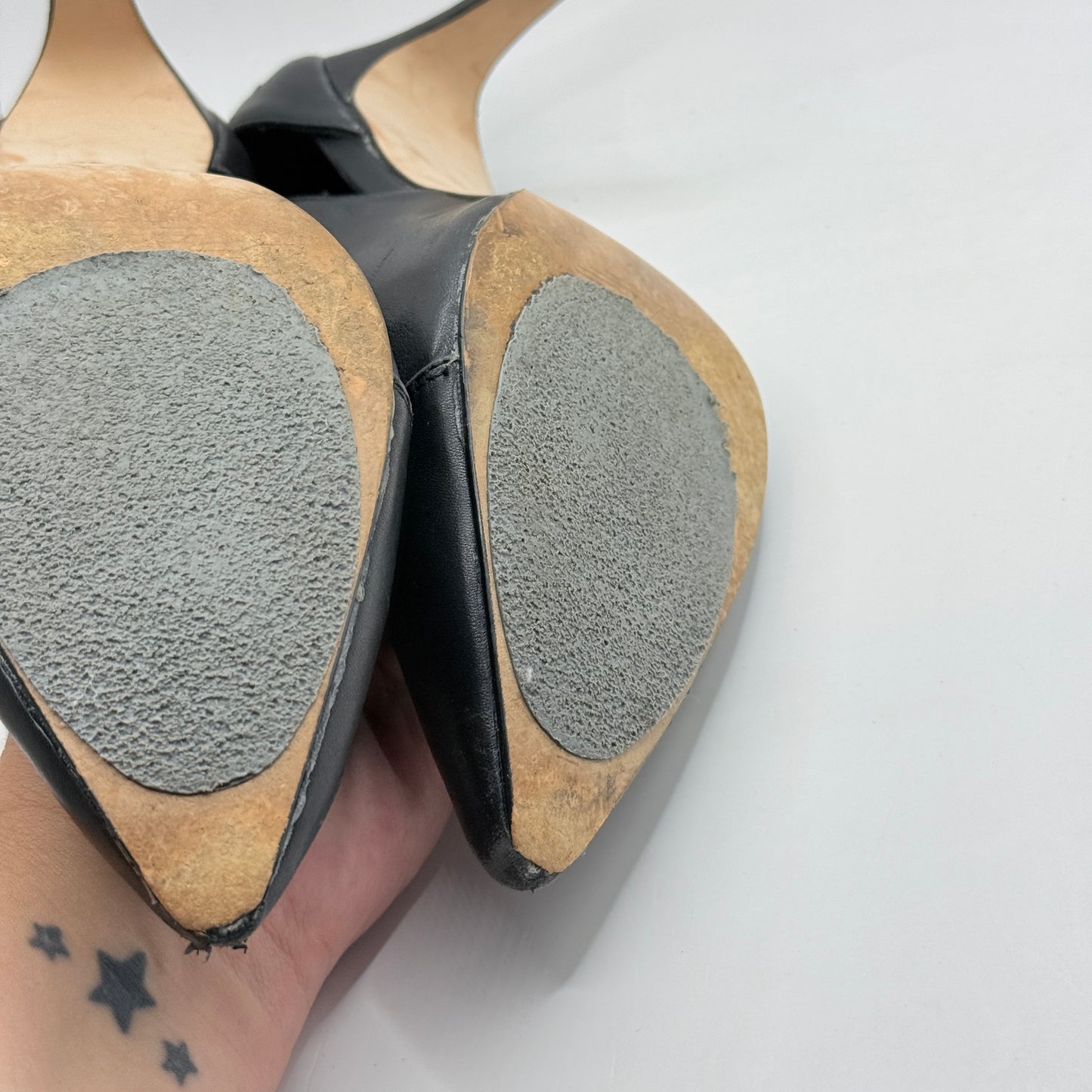 Mi Piaci Black Leather Cut-Out Pointed Toe Heels – Size 40