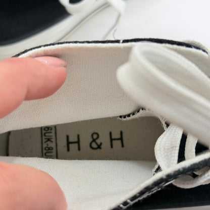 H&H Black Canvas High-Top Sneakers – Size 6