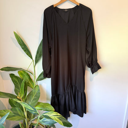 Amaya Long Sleeve Tiered Dress Black – Size 10