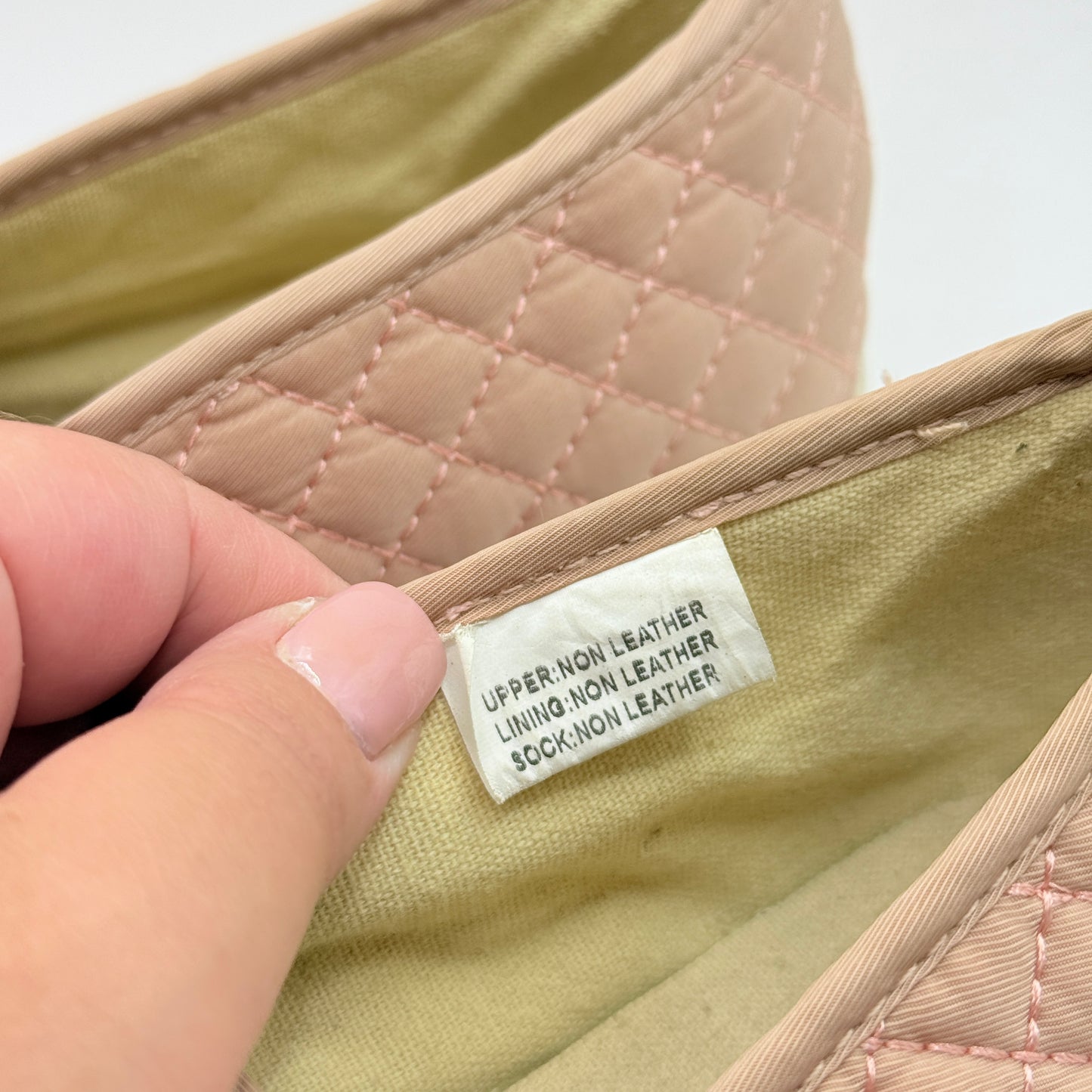 Life & Sole Blush Quilted Slip On Sneakers Size 8 Womens