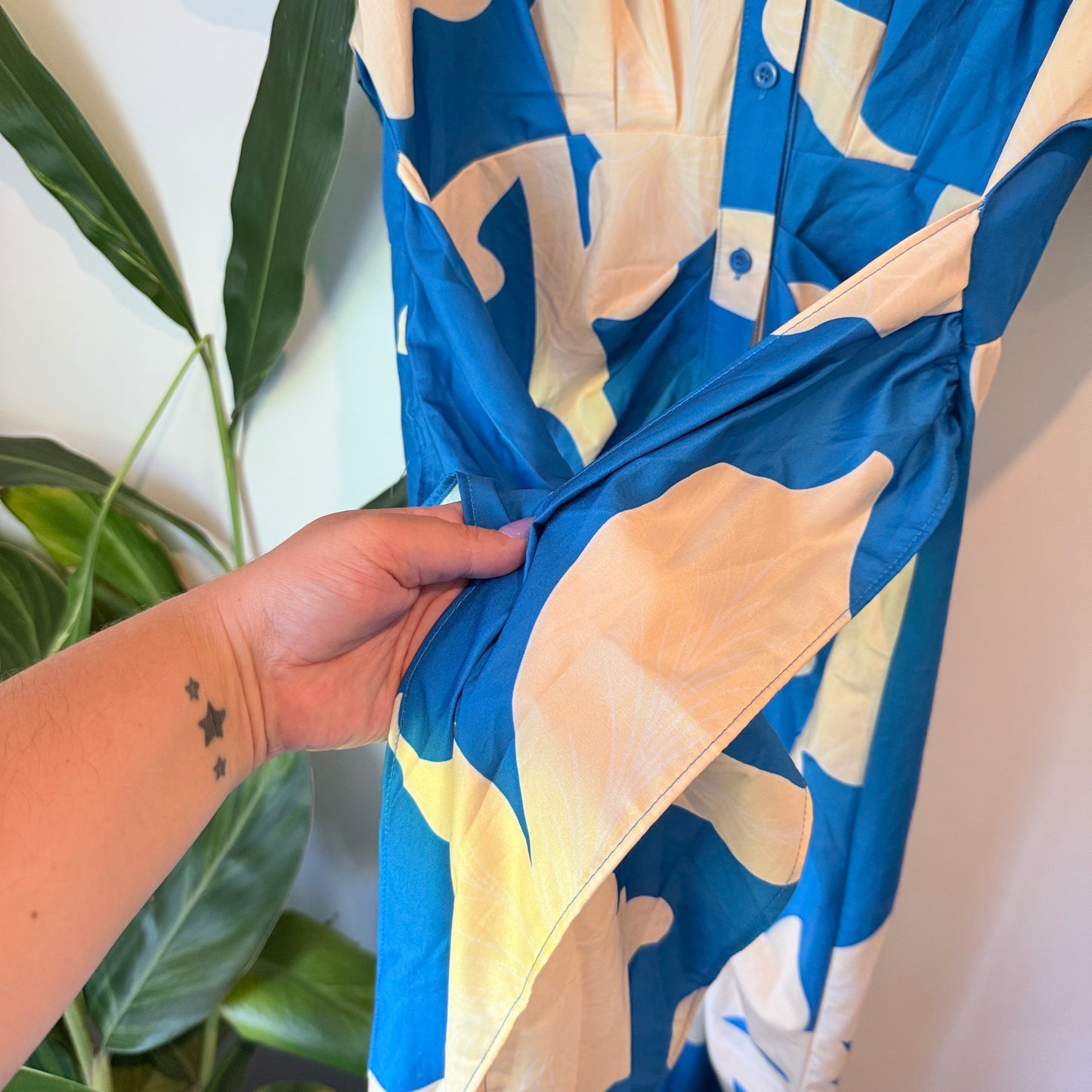 X&Z Abstract Print Button-Through Dress – Size XL