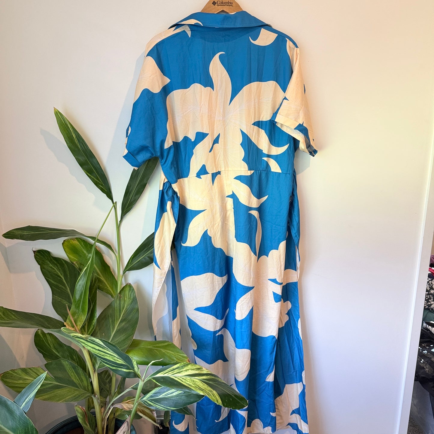 X&Z Abstract Print Button-Through Dress – Size XL