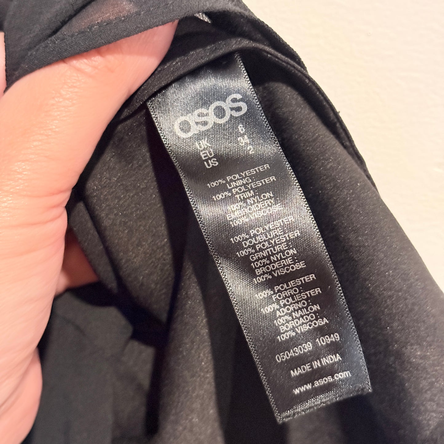 ASOS Size 6 Black Short-Sleeved Chiffon Mini Dress