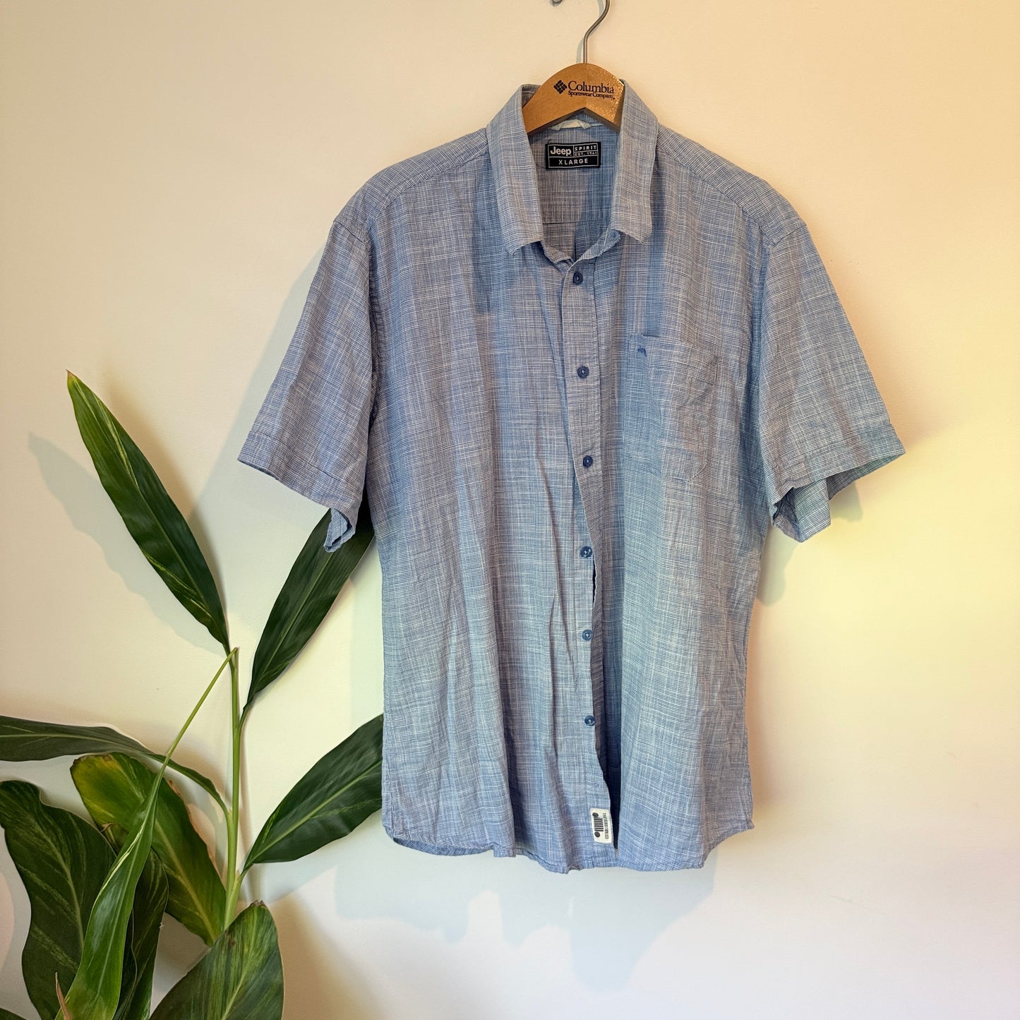 Jeep Spirit Short Sleeve Button-Up Shirt Light Blue – Size XL