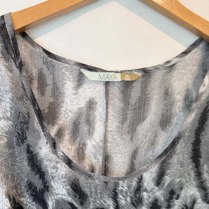 Maya Sleeveless Abstract Print Dress Grey – Size 16