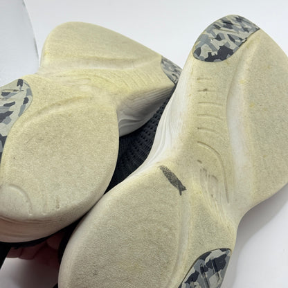 Skechers Arch Fit Black Slip-On Walking Shoes – Size 9.5